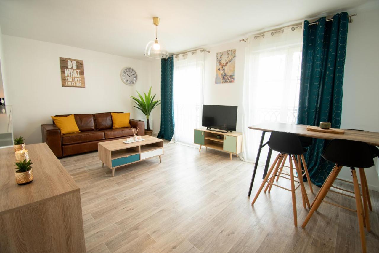 Le Delicieux T2-42M2-Disney Serris Bagian luar foto
